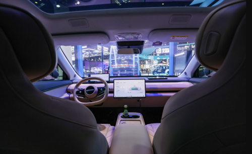 From "Passive Response" to "Active Service": iFLYTEK Reconstructs a New Paradigm for Smart Cockpits