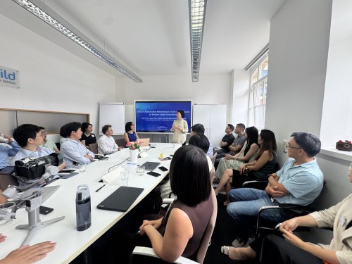 Gasgoo, Deepening Overseas Exchanges | Gasgoo CEO Zhou Xiaoying Delivers Keynote Speech at Europe-China Automotive Industry Cooperation Salon
