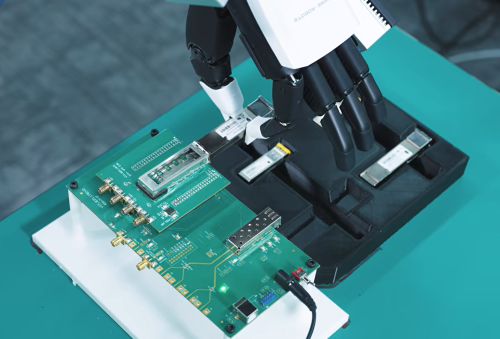 WAIC 2026 | Embodied AI Robots, Enter High-End Optical Module Manufacturing for the First Time