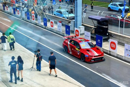 Can a RMB 1.4 Million Race Car Become a Viable Business?