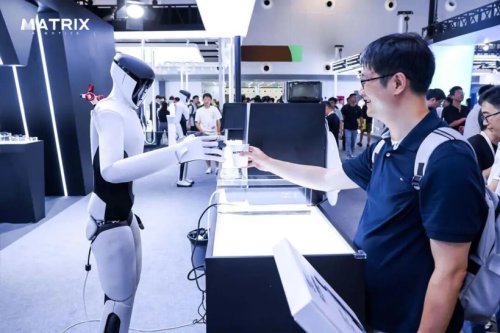WAIC 2026 | Matrix Robotics Unveils MATRIX-3 Humanoid Robot