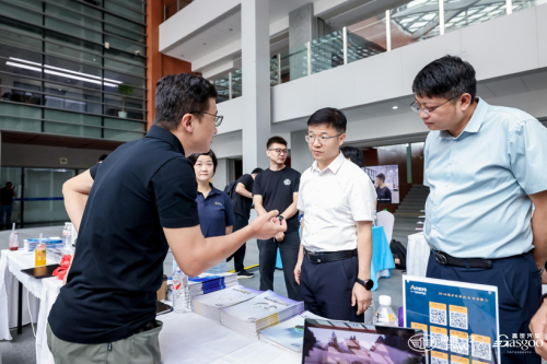 Inside FAW Hongqi: Innovation Technology Exhibition Concludes Successfully