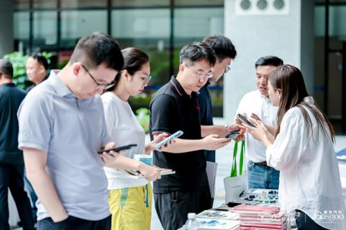 Inside FAW Hongqi: Innovation Technology Exhibition Concludes Successfully