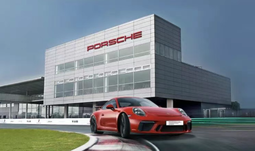 How Foreign Luxury Brands Will Play Their Hand in China in 2026?