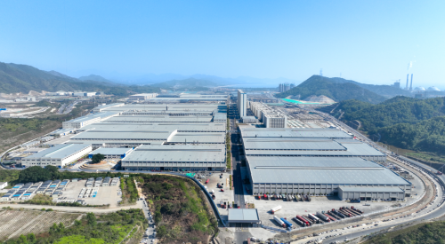 A tank of gas costs 35 euros more, is the world starting to "abandon oil for electricity"?