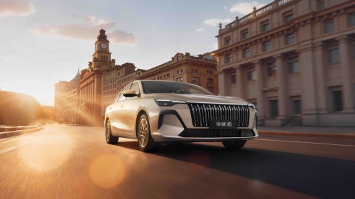 Roewe i6 Pre-sales Start: From 65,900 Yuan, 5.96L/100km Fuel Consumption