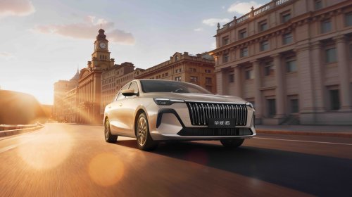 Roewe i6 Pre-sales Start: From 65,900 Yuan, 5.96L/100km Fuel Consumption