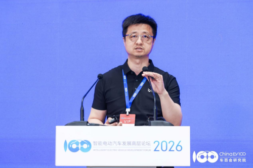 Banma Intelligence's Cai Ming: Cockpit AI Moving from Cloud to Edge, Cars to Become Earliest "Robots"