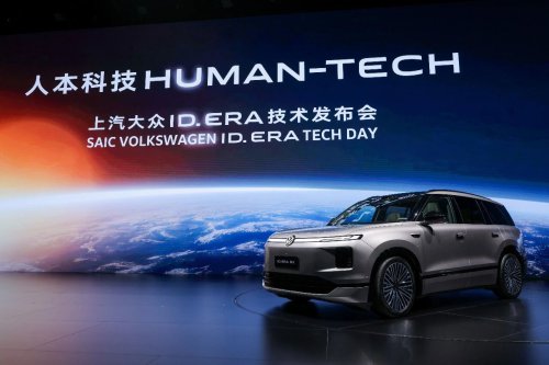 One Car, Ten Shows: New Car Launch "Inflation"