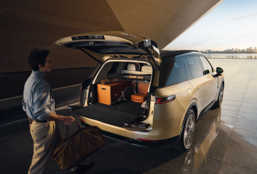 Lynk Co, SUV, Lynk & Co 900 Flagship Launches: Reshaping the Full-Size SUV Market with 