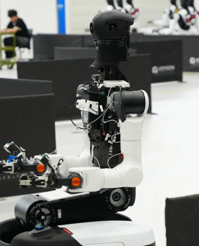PIA Automation's G2 Robot rolls off mass production line