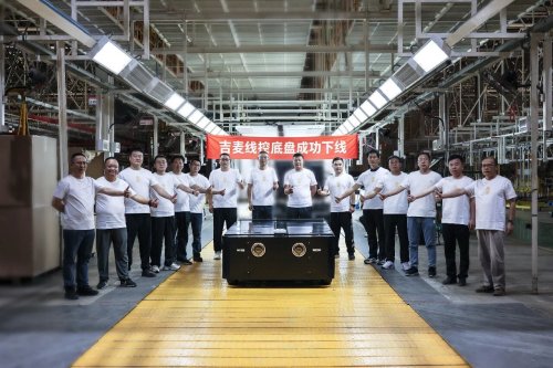 Jemmell New Energy Smart Wire-Controlled Chassis Officially Rolls Off Production Line