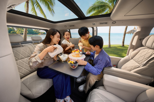 Buy an 'Electric Alphard' for 300,000? Another Brand Redefines the MPV