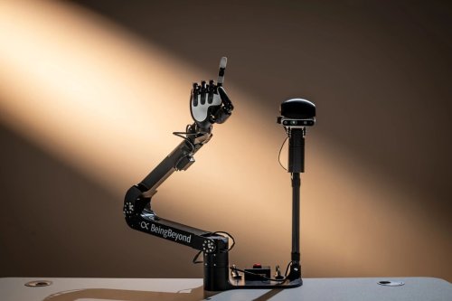 BeingBeyond and Linkerbot Establish Strategic Partnership