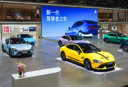 The Little Blue Light Is Out: Time for Chinese Auto Design to Wake Up