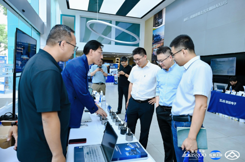 Inside SAIC Maxus: Smart Chassis Research · Global Synergy—Smart Chassis Innovation Technology Exhibition Concludes Successfully; The Journey Continues
