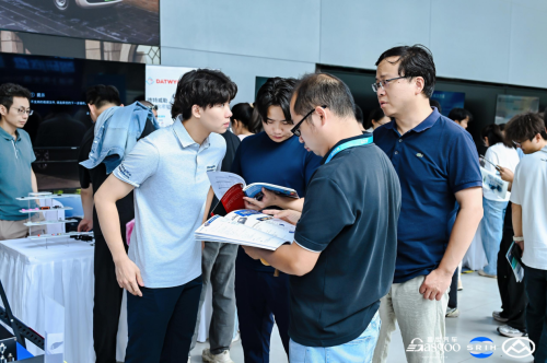 Inside SAIC Maxus: Smart Chassis Research · Global Synergy—Smart Chassis Innovation Technology Exhibition Concludes Successfully; The Journey Continues