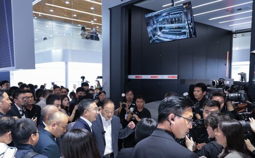 Automakers' Supply Chain Balancing Act: Signing with "CATL" While Cultivating "Backups"