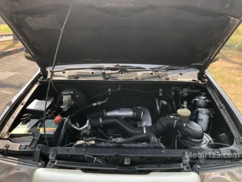 Jangan Keliru, Ini Perbedaan Isuzu Panther Touring dan Grand Touring