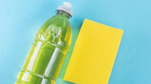 5 tools and materials you should avoid when washing your car