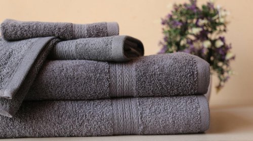 5 tools and materials you should avoid when washing your car