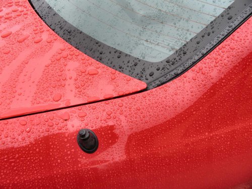 Ese instante en el que el coche deja de responder igual y cómo evitar sustos al volante