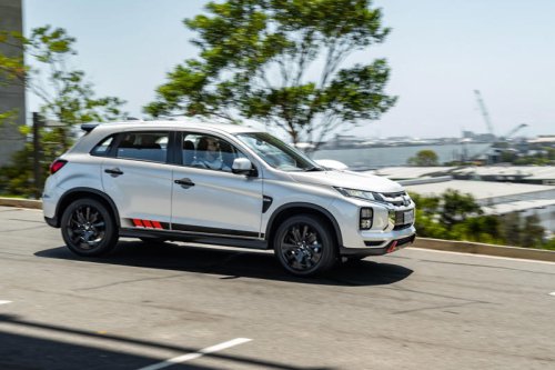 2025 Mitsubishi ASX ES Street review