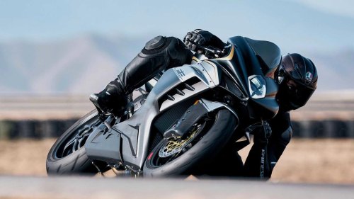 10 motorcycles that redefine what performance means
