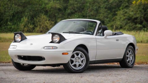Lotus, Toyota, Toyota Camry, Lotus Elise S2: A legendary sports car for the price of a Toyota Camry
