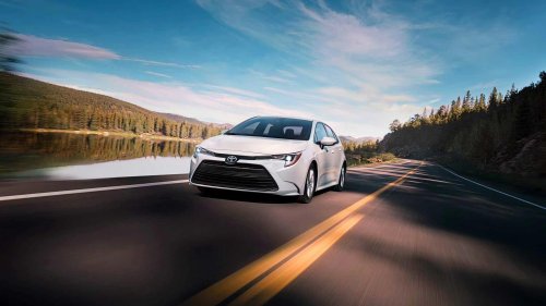 What Does MPG Really Mean? (And What's Considered 'Good')