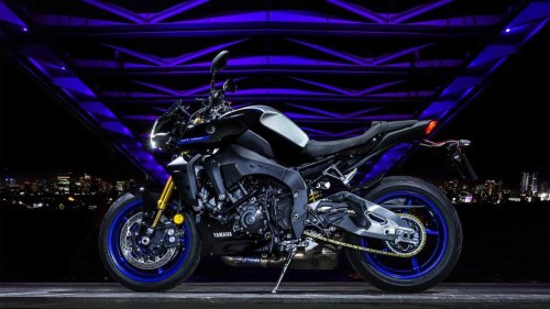 The Yamaha that does city, highway, and track days without drama