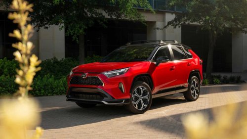 10 Compact SUVs With Roomy Interiors And Low Running Costs