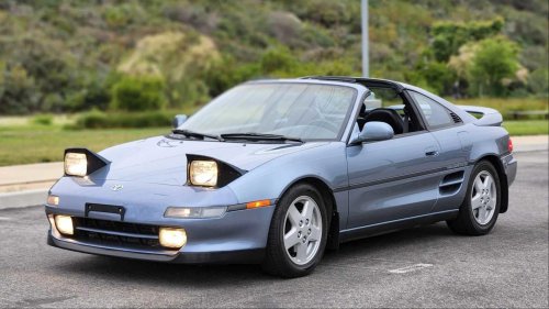 The World's Cheapest Mid-Engined Turbocharged Car Everyone Should Drive