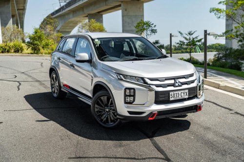 2025 Mitsubishi ASX ES Street review