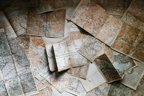 16 Items Grandparents Kept in the Car That Would Raise Eyebrows Today