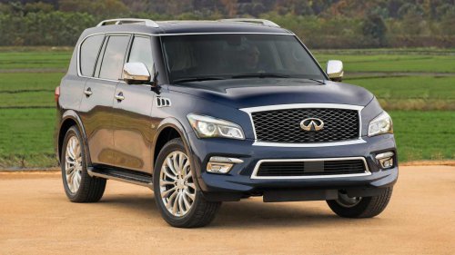The 2015 Infiniti QX80 has an interior that puts new luxury cars to shame
