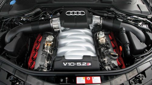 This forgotten V-10 sedan was Germany’s best kept secret