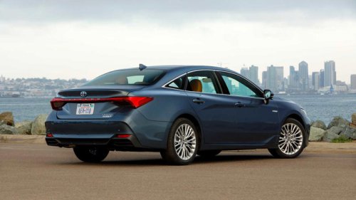 The 5-Year-Old Japanese Hybrid Sedan That You Should Buy Used