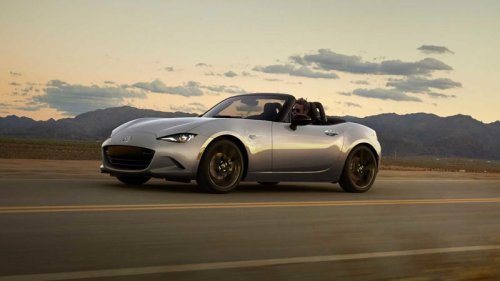 The 8 Best Naturally Aspirated Sports Cars You Can Still Buy Today