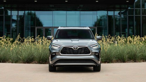How Much A Fully Loaded Toyota Highlander Hybrid Costs In 2025