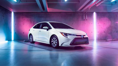 The Cheapest Toyota Hybrid With More Than 500 Miles Of Range Today