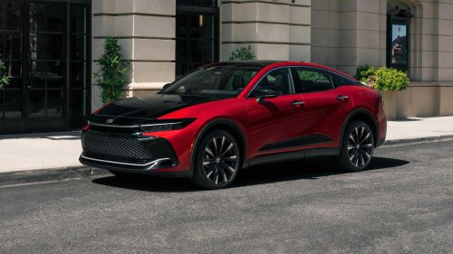 Toyota, Toyota Crown, Honda, BMW, Toyota Crown Platinum: Hybrid sedan combines Honda reliability with BMW performance