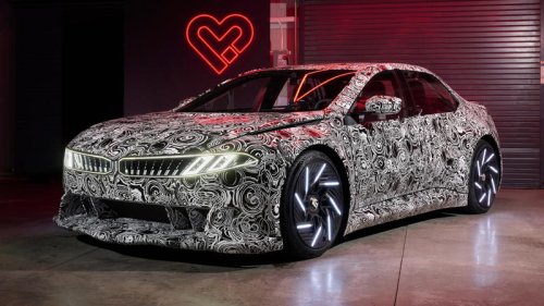 BMW, BMW Shows Us Heart: How Its New ECU Will Transform the Neue Klasse EV Experience