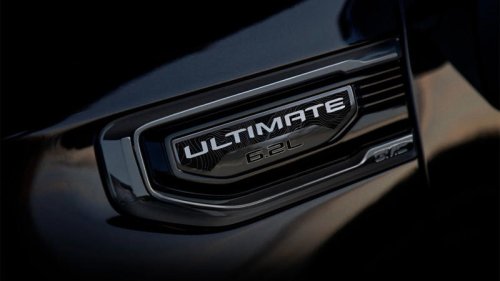 There Are Only 3 Light Duty Full-Size Pickups With A V8 Engine Left For 2025