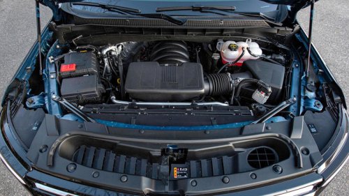 2025 Chevrolet Tahoe First Test: Last V-8 Standing