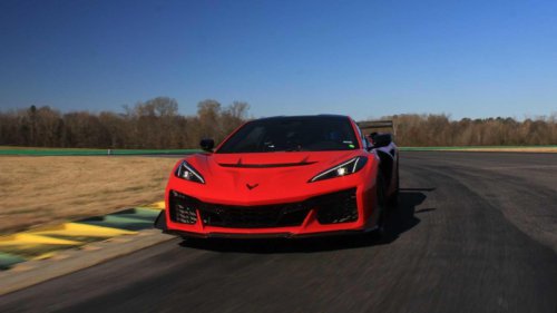 7 American cars that beat European supercars for half the price