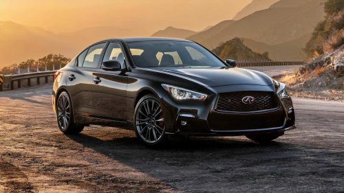 Infiniti, 2016 Infiniti Q50 Red Sport 400: A performance bargain vs. new Corolla