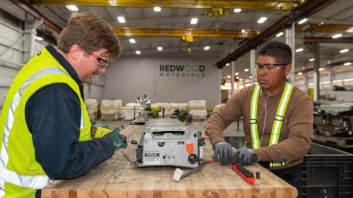 How much it costs to replace a Toyota Camry hybrid battery in 2026