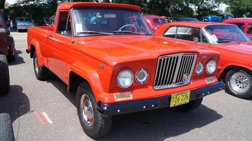 9 classic trucks that were built to handle anything