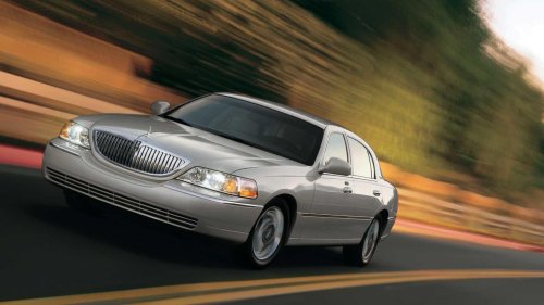 The 2003-2011 Lincoln Town Car is America's last great cruiser
